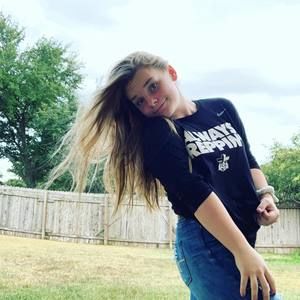 Meet your Posher, Kelsee